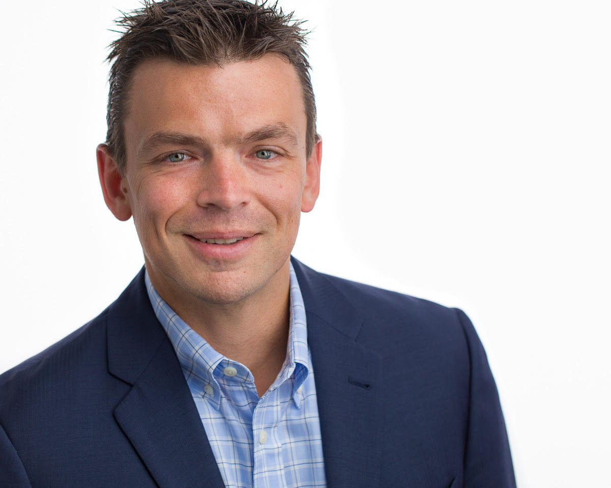 Ryan Walicki of Relish talks about why enterprise solutions rarely cover all bases; the rise of AI; & the importance of collaboration & customer experience.