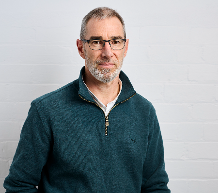 Tudor Maxwell talks about logistics digitization; change management; training and development with WiseTech Academy; & why chaos isn't necessarily a bad thing.